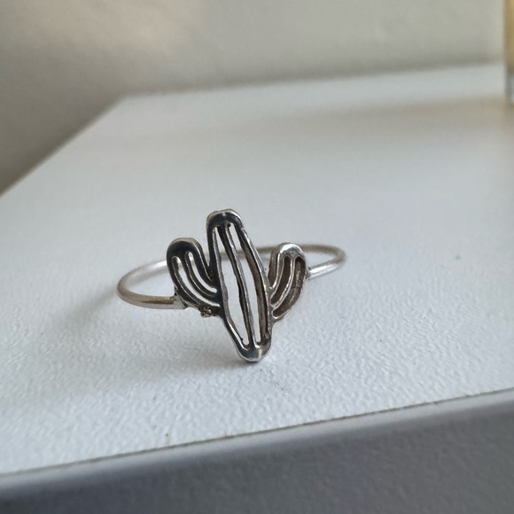 925 Sterling Silver Cactus Ring - Picture 5 of 5